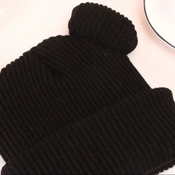 HOST PICK✨DOUBLE POM POM KNIT BLACK OR RED BEANIE-EARS‎ - Picture 5 of 8